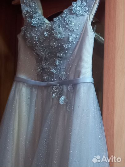 Вечернее платье