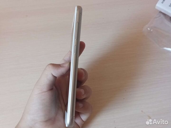 Xiaomi Redmi 5A, 2/16 ГБ