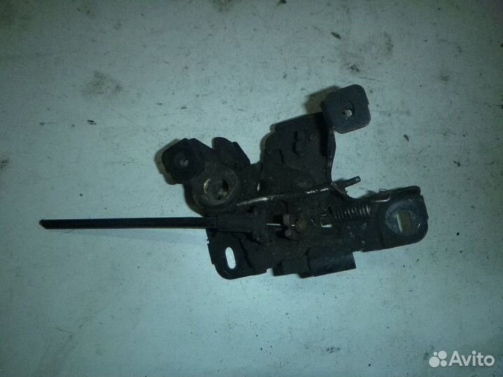 Замок капота audi A6 C5 1997-2004
