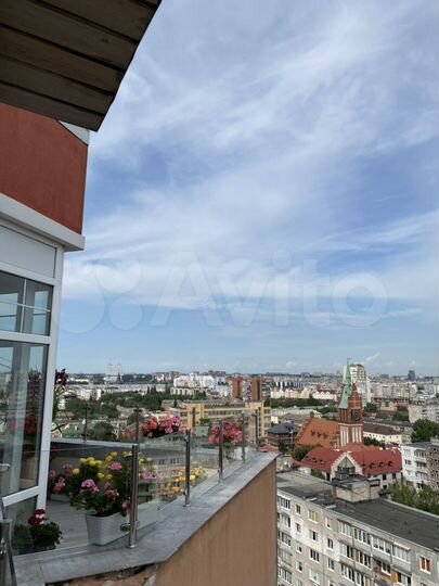 2-к. квартира, 100 м², 13/13 эт.