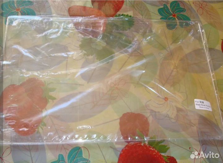 Пластиковый чехол - Magic Book Pro 16,1