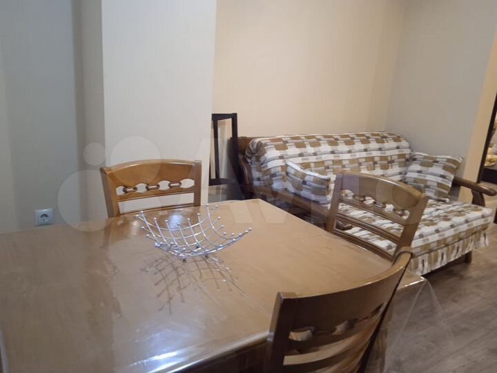 1-к. квартира, 53 м², 1/9 эт.