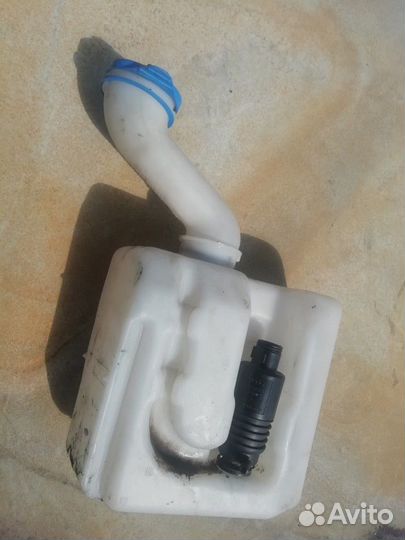 Бачёк омывателя ауди а4