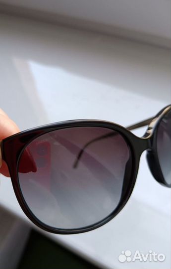 Солнцезащитные очки женские burberry