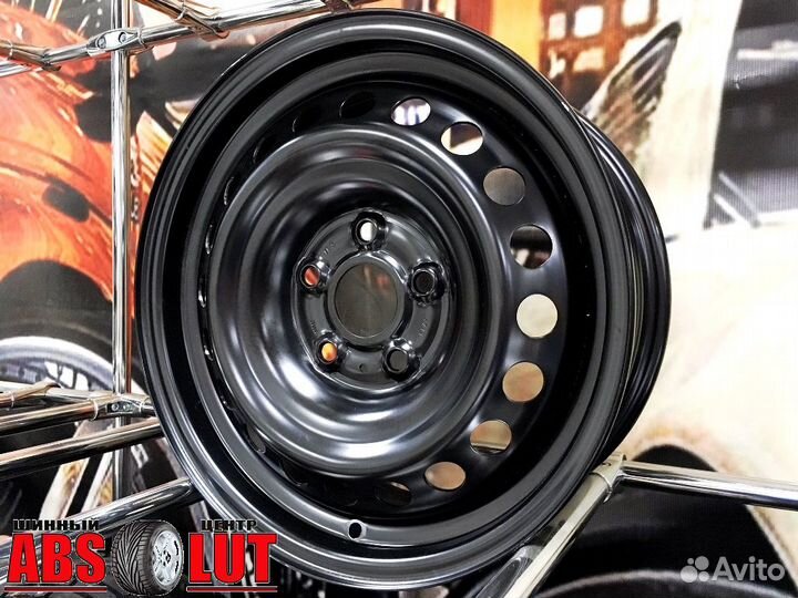 Стальные диски R16 на Suzuki Vitara