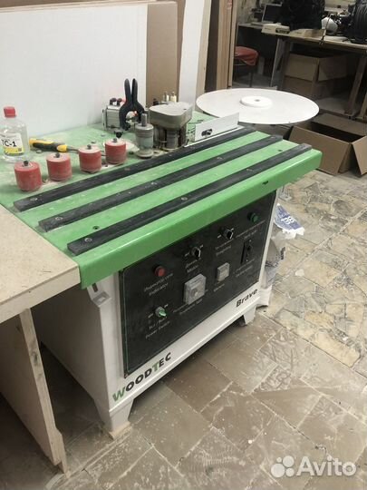 Кромкооблицовочный станок