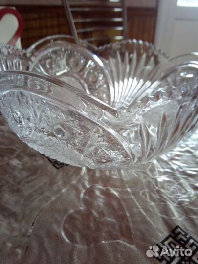 Хрустальная ваза