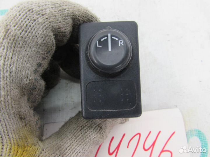 Переключатель регулировки зеркала для Nissan Almer