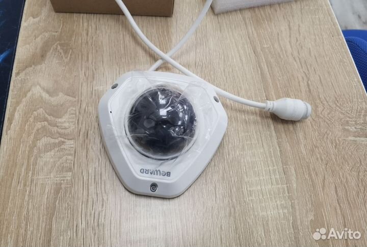 Камера видеонаблюдения Beward SV81710DM