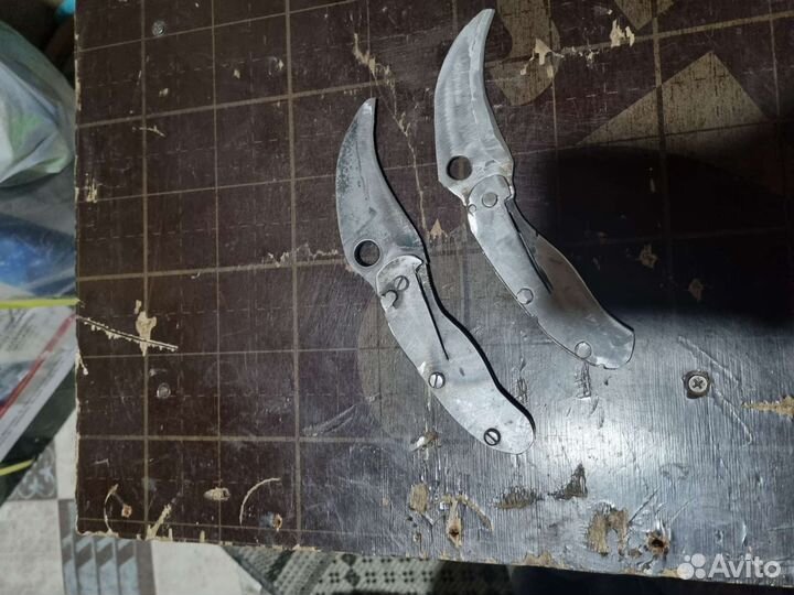 Нож туристический складной