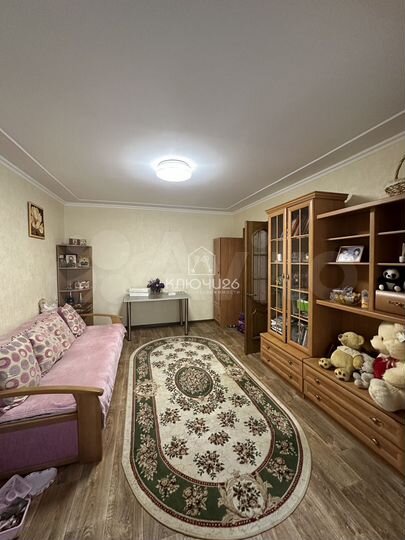 2-к. квартира, 52 м², 1/9 эт.