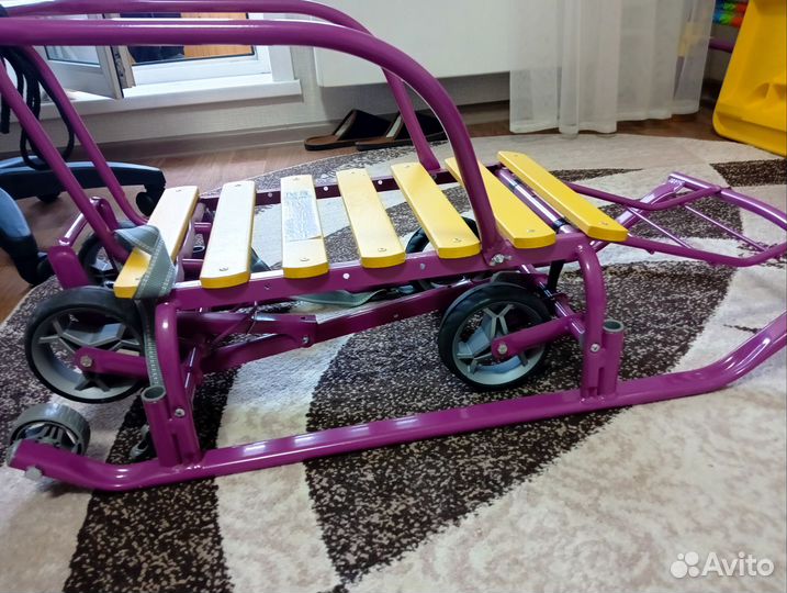Детские санки на колесах