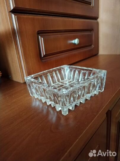 Хрустальная пепельница