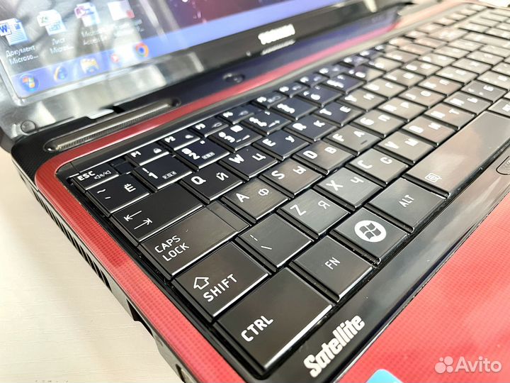 Ноутбук Toshiba Core i3/GeForce GT525M/8Гб озу