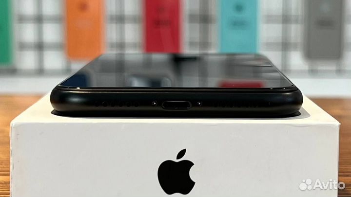 iPhone Xr, 128 ГБ