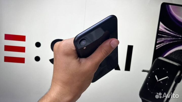 iPhone Xr, 64 ГБ