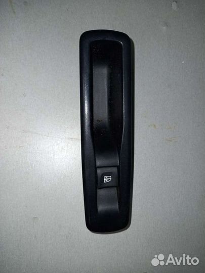 Кнопка стеклоподъемника Renault Fluence