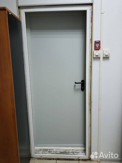 Двери технические и противопожарные