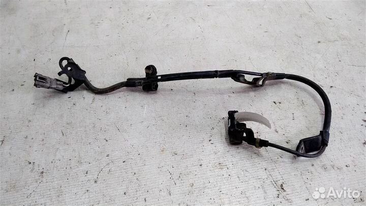 Датчик авs передний левый Toyota Granvia KCH16 95
