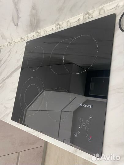 Продам электрическую варочную панель gefest сн4231
