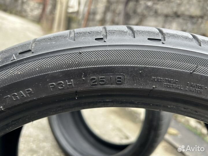 Bridgestone Potenza S001 225/40 R19 и 255/35 R19 89Y