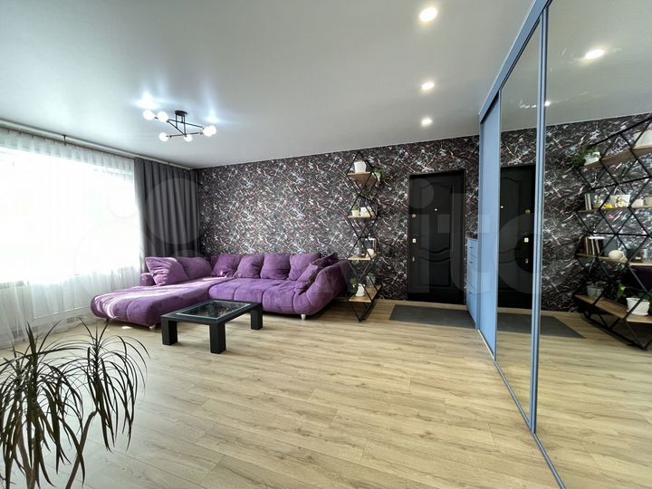 4-к. квартира, 81 м², 2/9 эт.