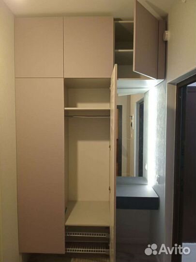 Шкаф в прихожую