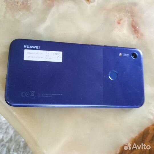 HUAWEI Y6s, 3/64 ГБ