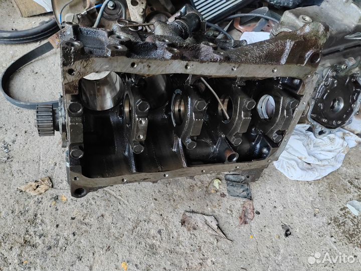Продам блок двигателя ваз 1.6 8кл