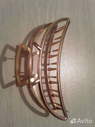 Крабик для волос