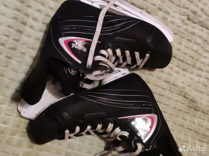 Коньки хоккейные