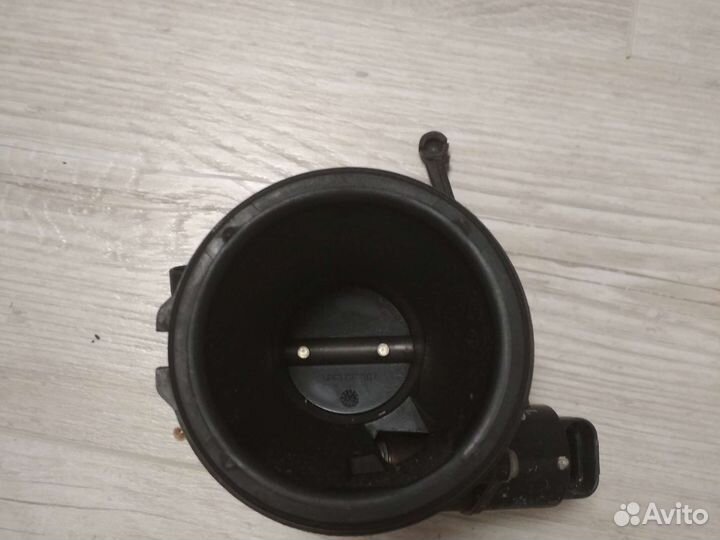 Дроссельная заслонка Renault logan 1