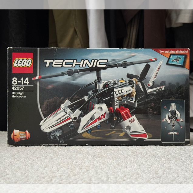 Lego Technic Ультралегкий Вертолет - 42057