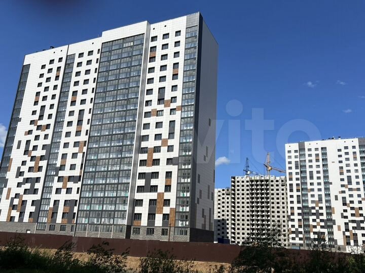 2-к. квартира, 51 м², 10/17 эт.