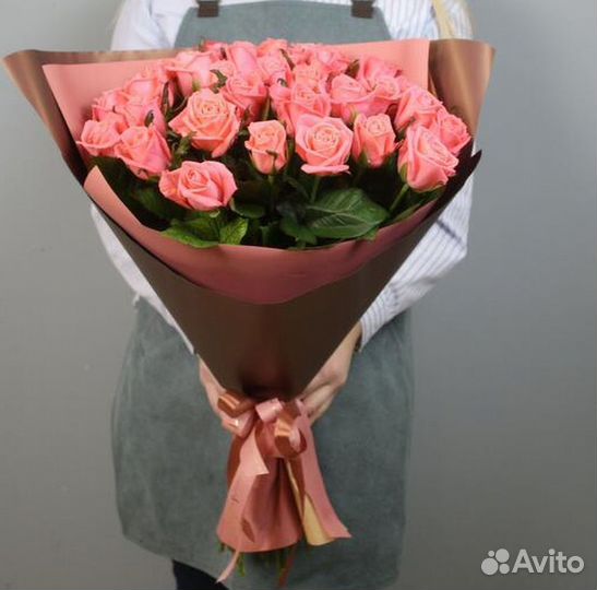 Розы букет 70см 25 шт