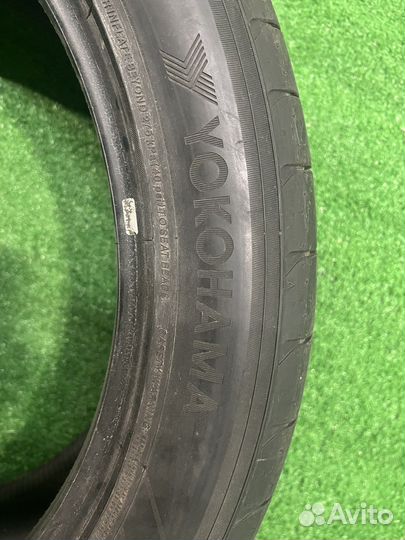 Yokohama Advan Sport V107C 285/45 R22 107V