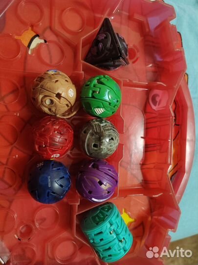 Игрушки bakugan