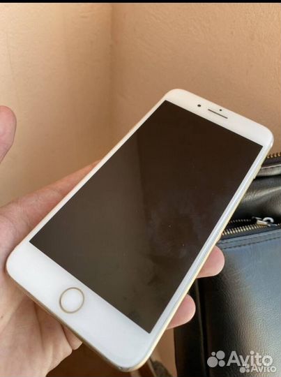 Чехол на iPhone 7 plus 128 гб