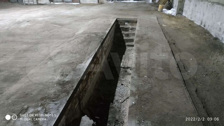 Гараж, > 30 м²