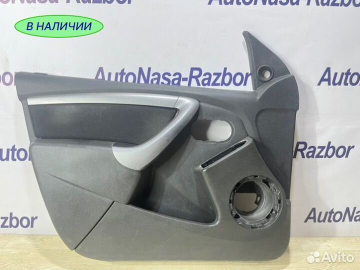 Обшивка двери передняя левая Renault Duster