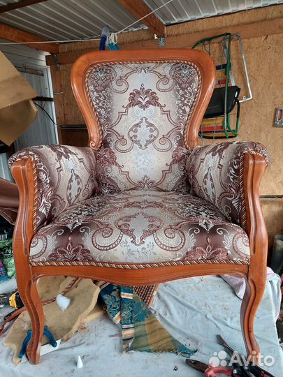 Ремонт и перетяжка мягкой мебели на дому