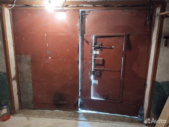 Ворота гаражные металлические бу