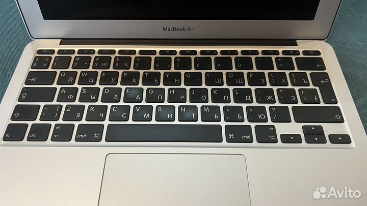 Macbook air 11 2010