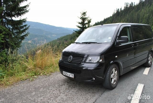 Volkswagen caravelle t5 рестайлинг 2. Трансфер тула. Трансфер тула. Эмблема тулаавтотранс. Хендай микроавтобус двухцветный.