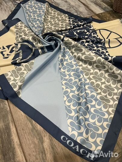 Шелковый платок шаль Coach синий новый