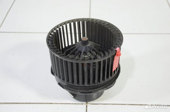 Вентилятор Ford Kuga CBS 2014