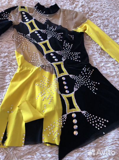 Купальник для художественной гимнастики