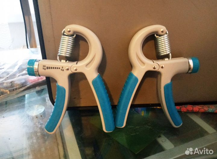 Эспандер кистевой 20кг