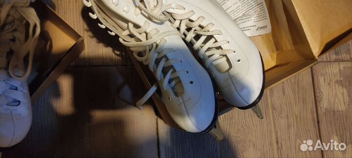 Коньки фигурные состояние отличное
