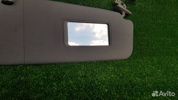 Козырек солнцезащитный правый Audi A6 C5 ALF 1997